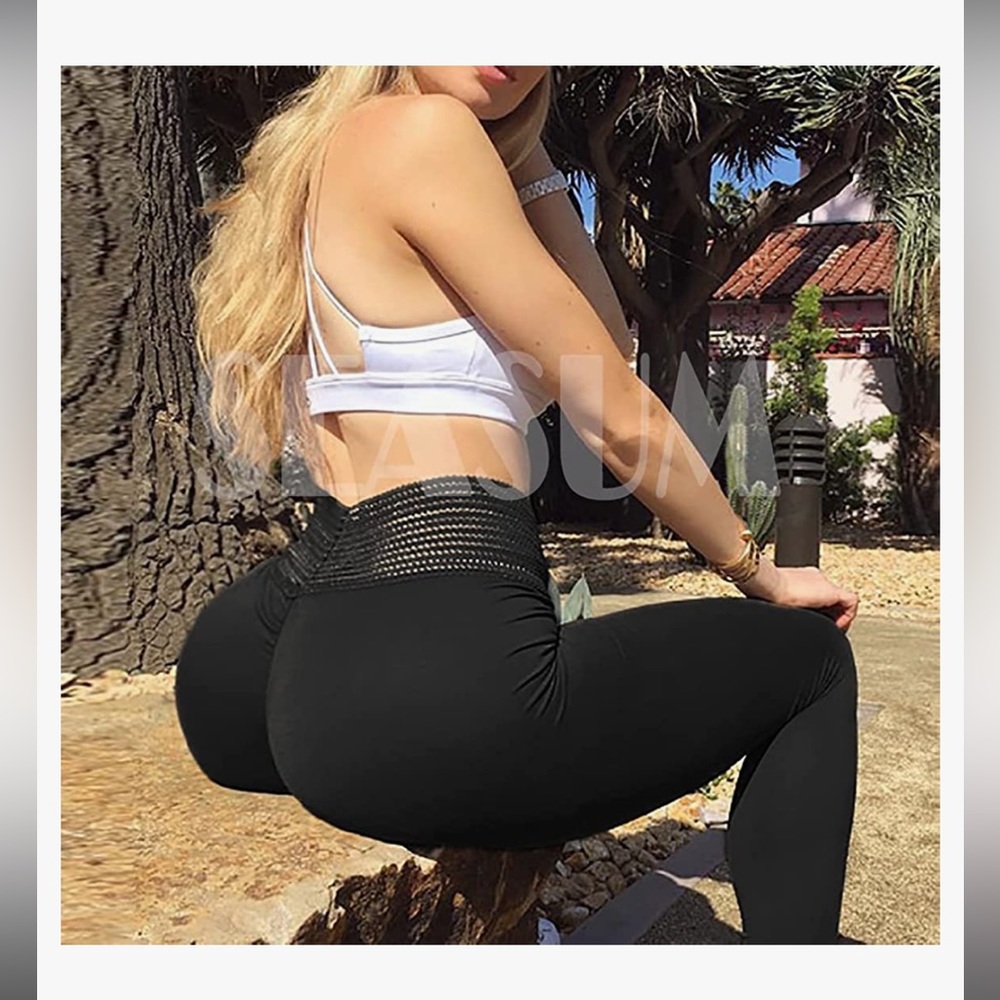 🖤booty scrunch leggings🖤